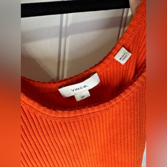 Vince Orange Raw-Edge Ribbed Scoop-Neck Tank - Picture 4 of 6
